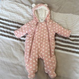 Gap girls baby bunting 0-3 months
